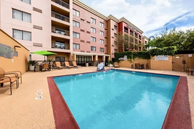 Courtyard Marriott Laredo - Havuz