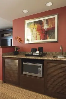 Courtyard by Marriott Los Angeles Woodland Hills