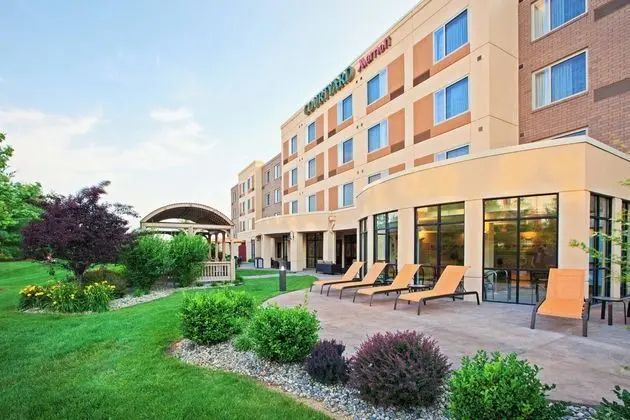 Courtyard by Marriott Louisville Northeast - Öne Çıkan Resim