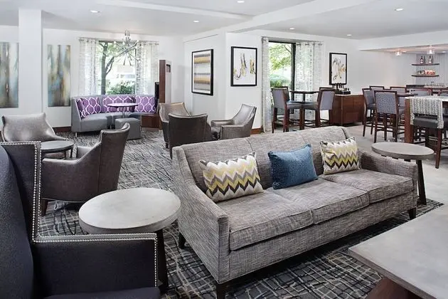 Courtyard by Marriott Manchester - Boston Regional Airport - Öne Çıkan Resim