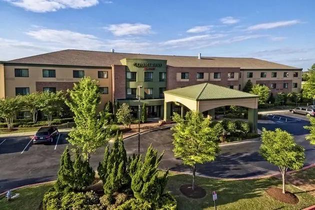 Courtyard by Marriott Memphis Southaven