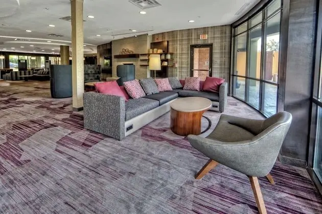 Courtyard by Marriott Memphis Southaven - Lobi