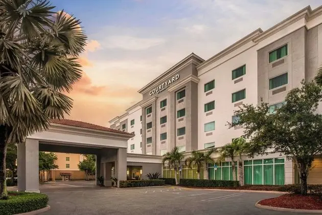 Courtyard by Marriott Miami Homestead - Dış Mekan