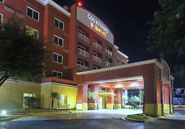 Courtyard by Marriott Monterrey Aeropuerto