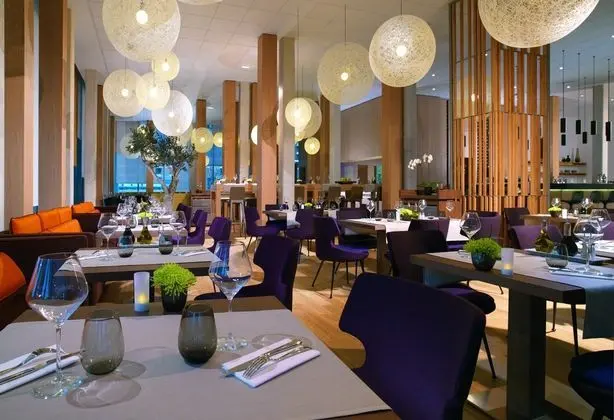 Courtyard By Marriott Montpellier - Yeme / İçme