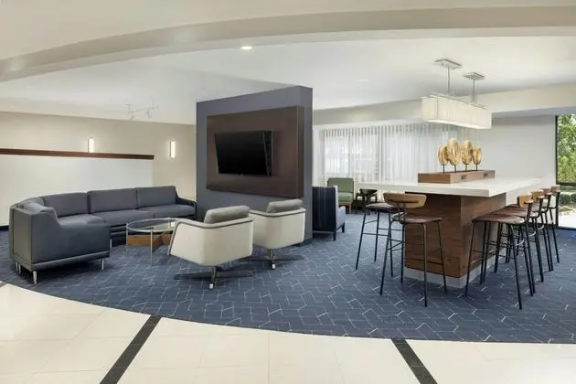 Courtyard by Marriott Montvale - Lobi