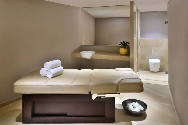 Courtyard by Marriott Nashik - Spa