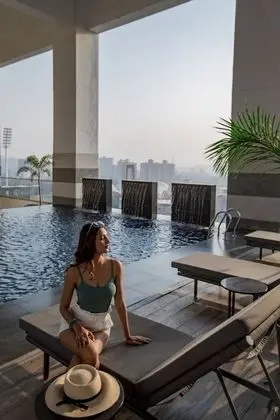Courtyard By Marriott Navi Mumbai - Havuz