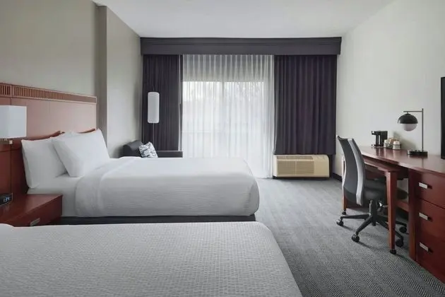 Courtyard by Marriott New Carrollton