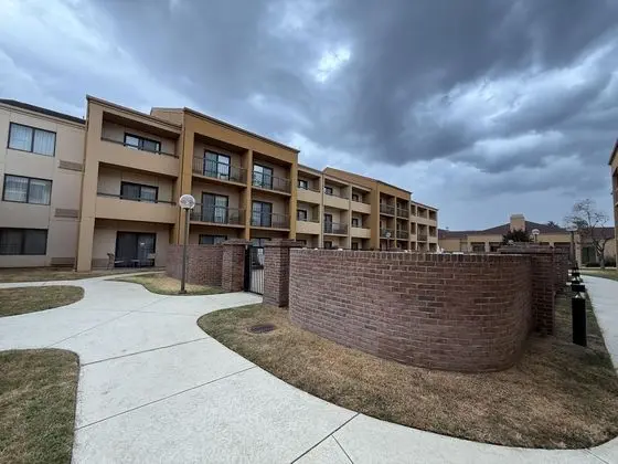 Courtyard by Marriott Oklahoma City Airport - Dış Mekan