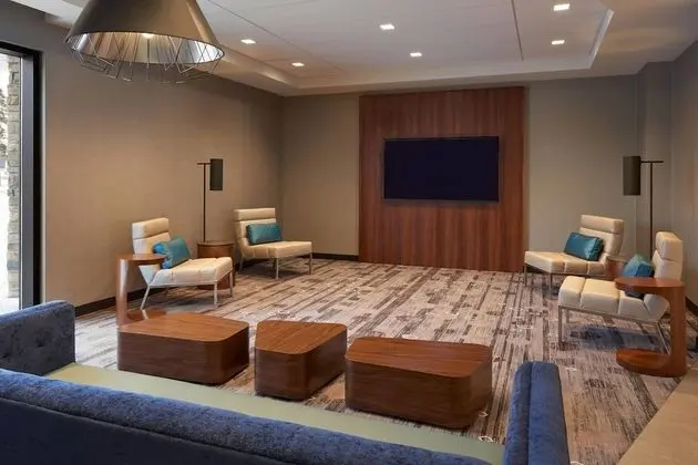 Courtyard by Marriott Oshawa - Lobi