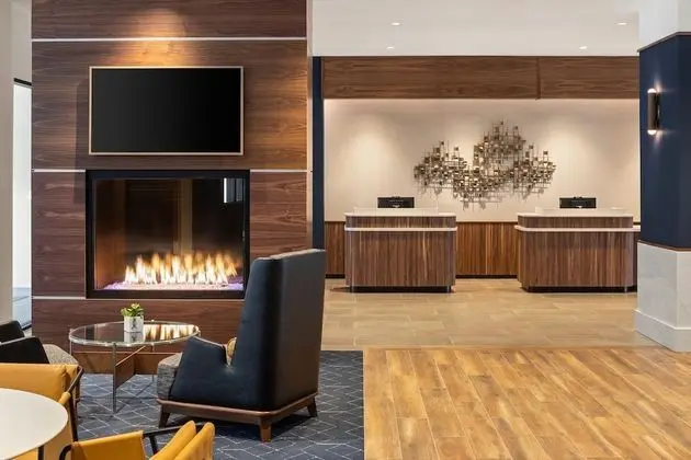 Courtyard by Marriott Owatonna Downtown - Dış Mekan