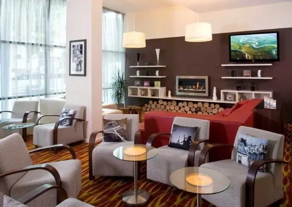 Courtyard by Marriott Paris Saint Denis - Lobi