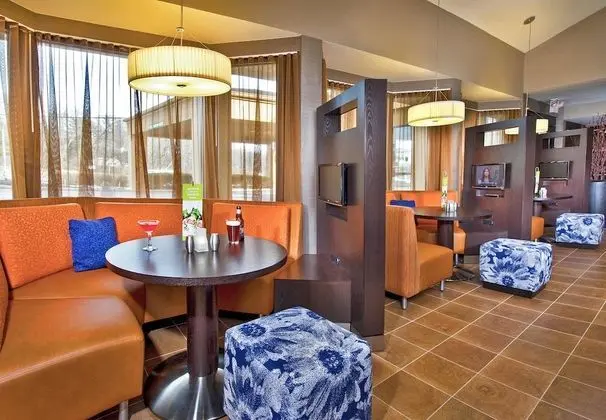 Courtyard by Marriott Philadelphia Willow Grove - Lobi