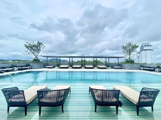 Courtyard by Marriott Phuket Town - Havuz