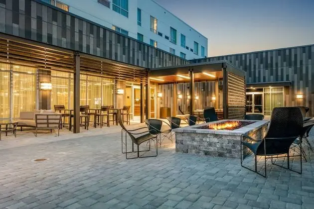 Courtyard by Marriott Savannah Airport - Spa