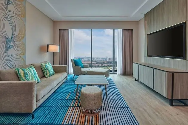 Courtyard By Marriott Setia Alam - Oda