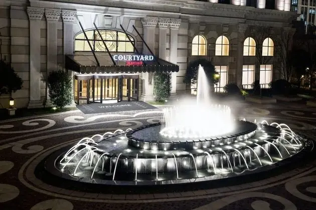 Courtyard by Marriott Shanghai Changfeng Park - Dış Mekan