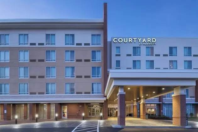 Courtyard by Marriott St. Louis Brentwood - Dış Mekan