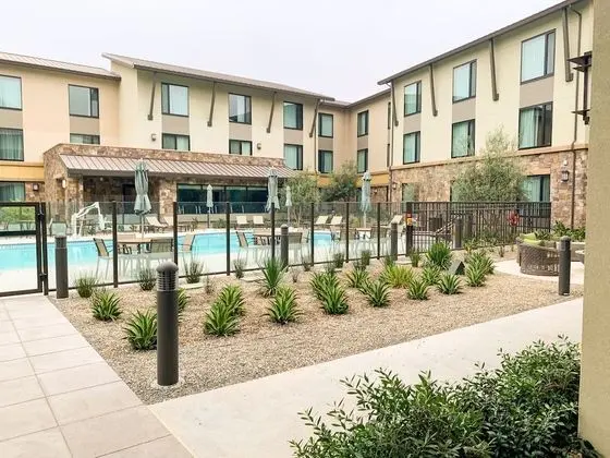 Courtyard by Marriott Thousand Oaks Agoura Hills - Havuz