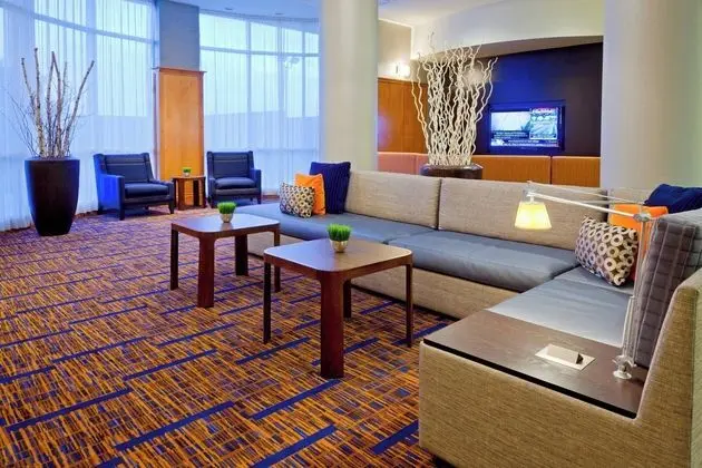 Courtyard by Marriott Toronto Mississauga/Meadowvale - Lobi