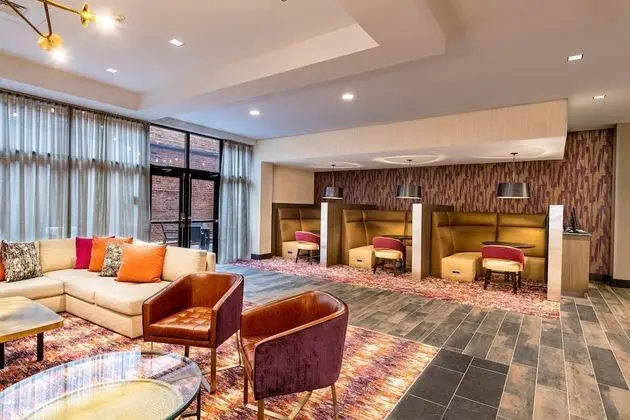 Courtyard by Marriott Winston - Salem Downtown - Lobi