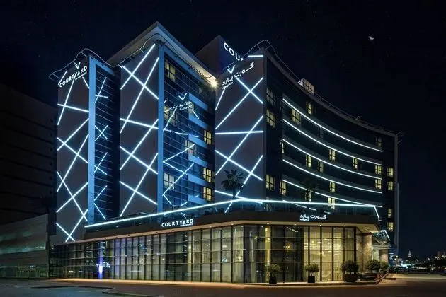 Courtyard by Marriott World Trade Centre, Dubai - Dış Mekan