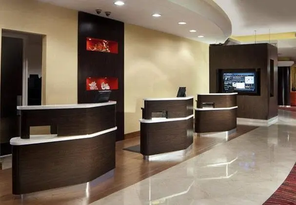 Courtyard Miami Downtown/Brickell Area - Lobi