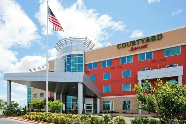 Courtyard Minneapolis Maple Grove/Arbor Lakes