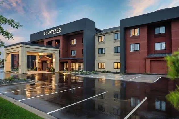 Courtyard Minneapolis St. Paul/Roseville - Dış Mekan