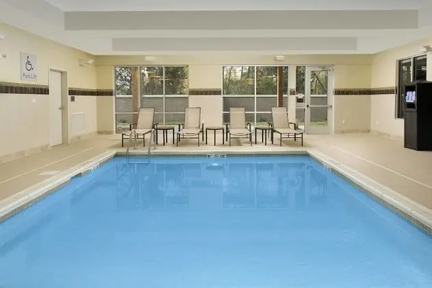Courtyard Nashville SE/Murfreesboro - Havuz