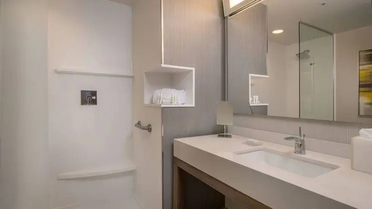 Courtyard New York Queens/Fresh Meadows - Oda