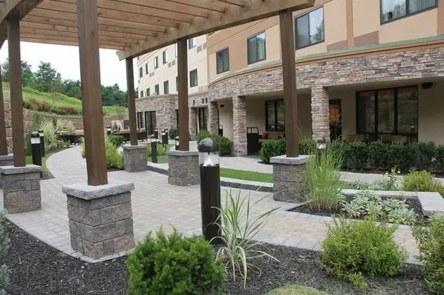 Courtyard Oneonta Cooperstown Area