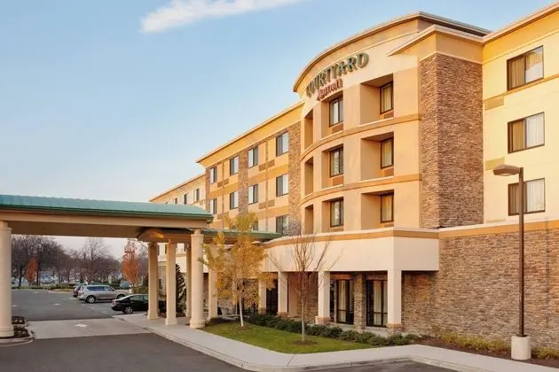 Courtyard Paramus - Dış Mekan