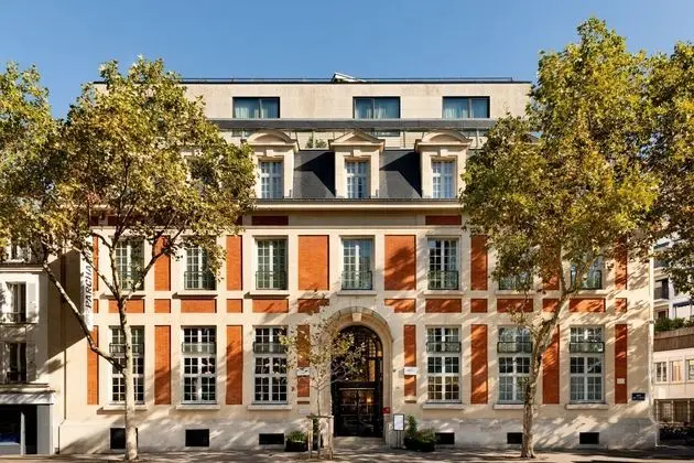 Courtyard Paris Boulogne - Öne Çıkan Resim