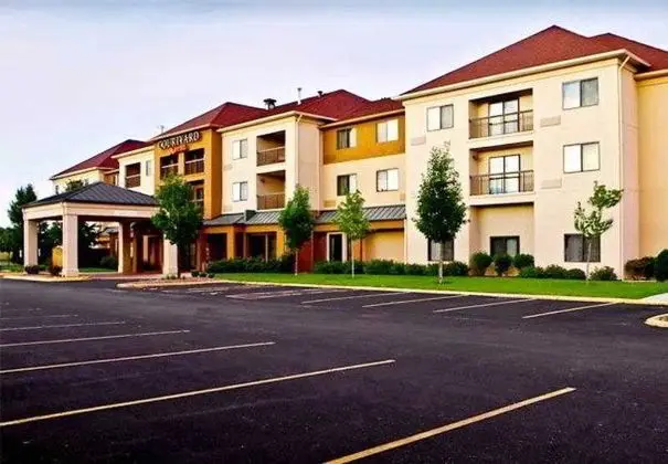 Courtyard Peoria