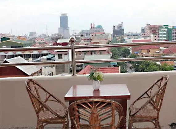 Courtyard Phnom Penh - Manzara / Peyzaj