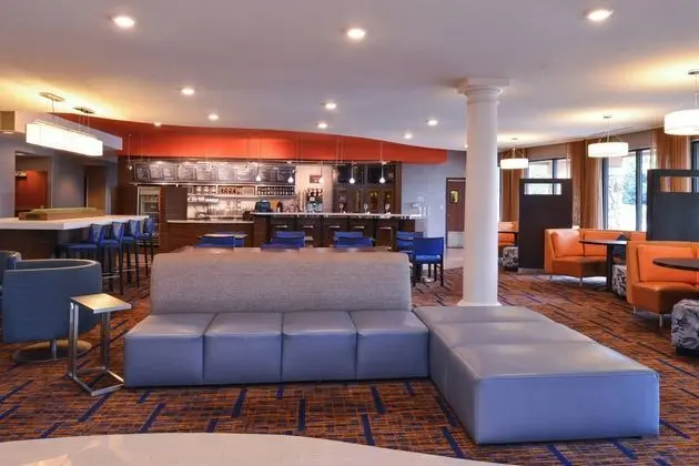 Courtyard Pittsburgh Monroeville - Lobi