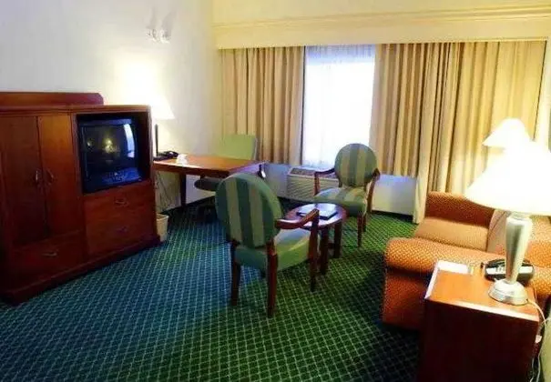 Courtyard Salinas Monterey