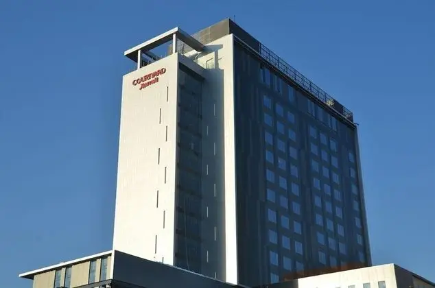 Courtyard Santiago Las Condes