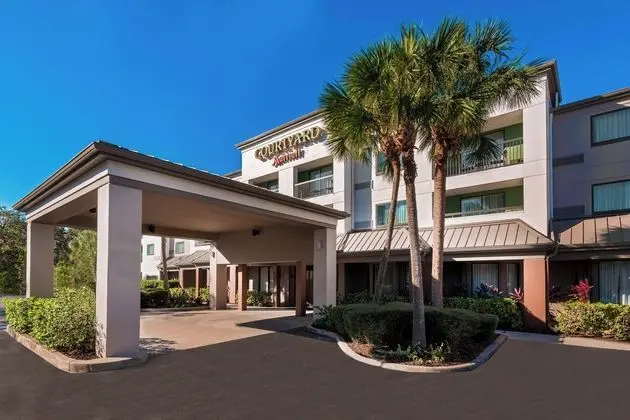 Courtyard Sarasota Bradenton Airport - Dış Mekan