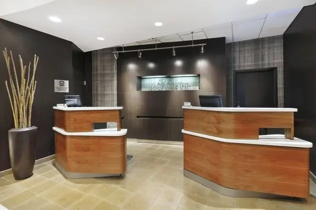 Courtyard Secaucus Meadowlands - Lobi