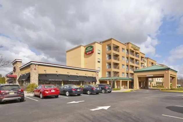 Courtyard Somerset by Marriott - Dış Mekan