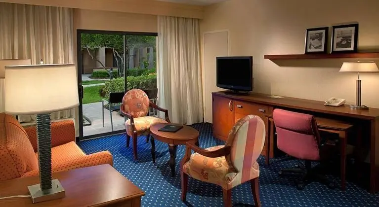 Courtyard St. Petersburg Clearwater