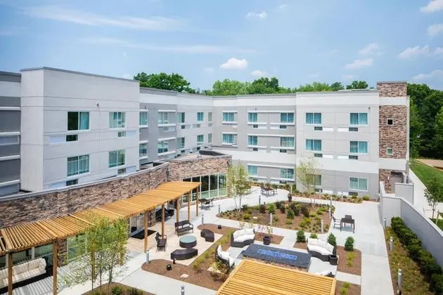 Courtyard Wayne Fairfield