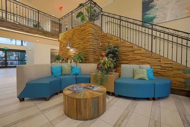 The Cove Hotel, Long Beach - Lobi