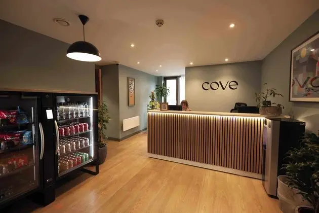 Cove Paradise Street - Lobi