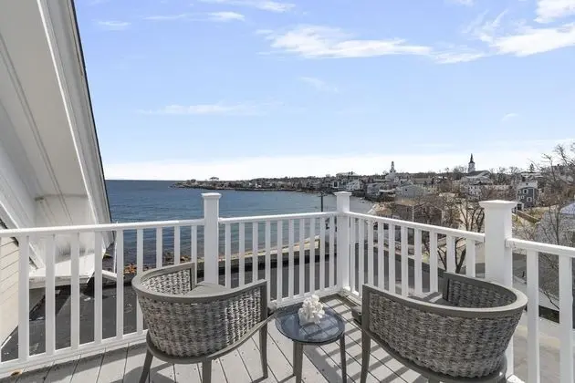 The Cove at Rockport Hotel
