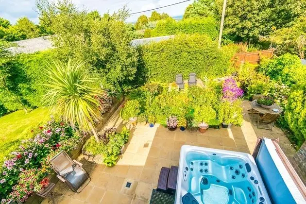 Covehurst Bay Holiday Cottages - Havuz
