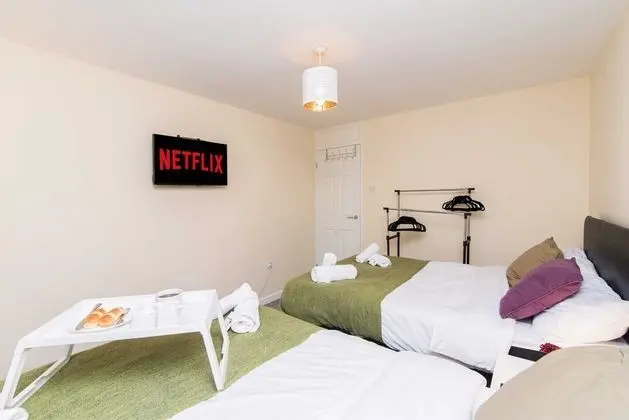 Coventry- Jenner Pet Friendly 2 Bedroom Apartment - Oda